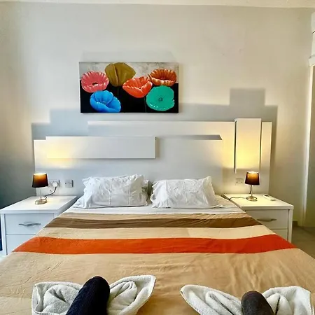 Modern Retreat In The Heart Of St Julian San Giuliano