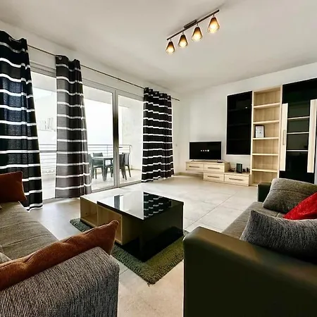 Appartamento Modern Retreat In The Heart Of St Julian *