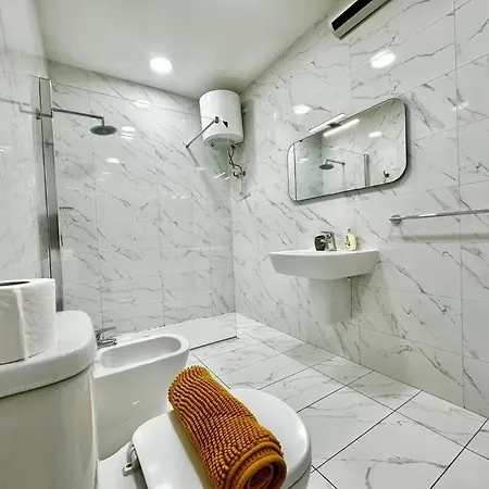 Modern Retreat In The Heart Of St Julian *