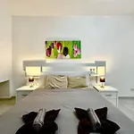 Modern Retreat In The Heart Of St Julian